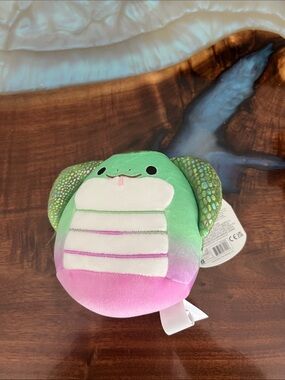 Squishmallows Gradient Frog Plush — Green, Pink, White